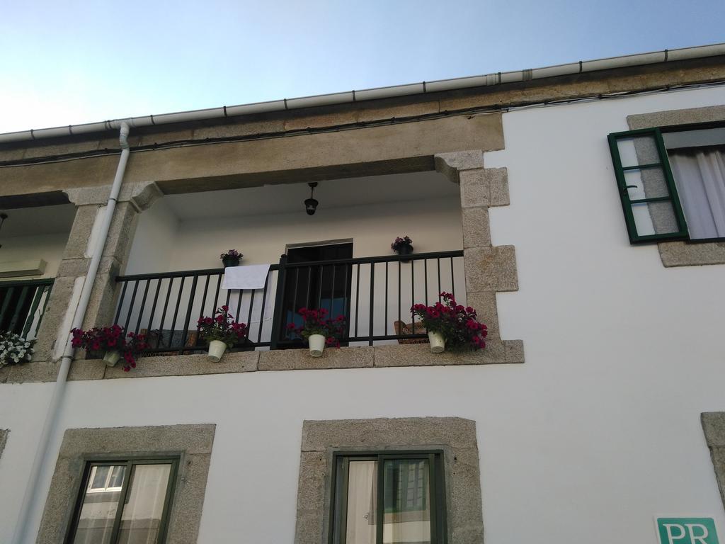 Pensión Mar Portomarin Exterior foto